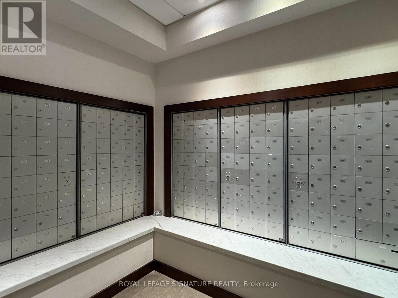 525 - 36 Blue Jays Way, Toronto, Ontario  M5V 3T3 - Photo 38 - C12455606
