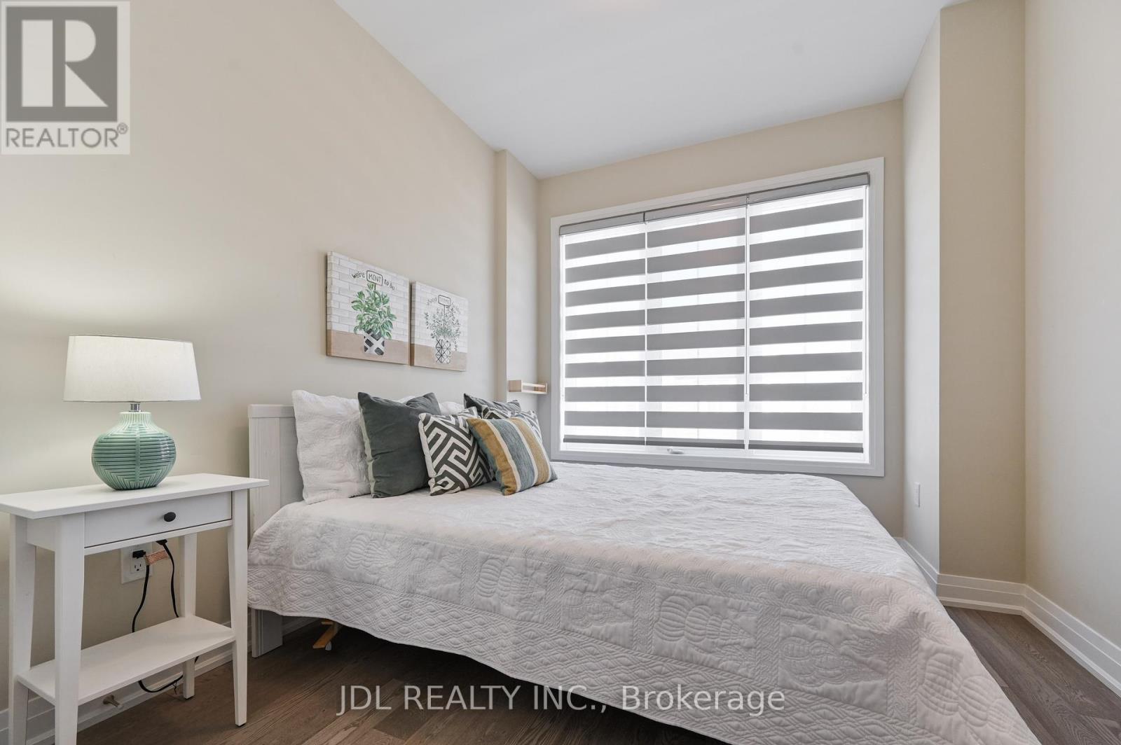 17 Thomas Foster Street, Markham, Ontario  L6C 0Z4 - Photo 19 - N12455439