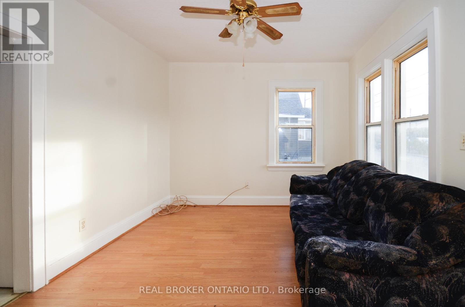 463 Lorne Street, Greater Sudbury (Sudbury), Ontario  P3C 4R3 - Photo 6 - X12410894