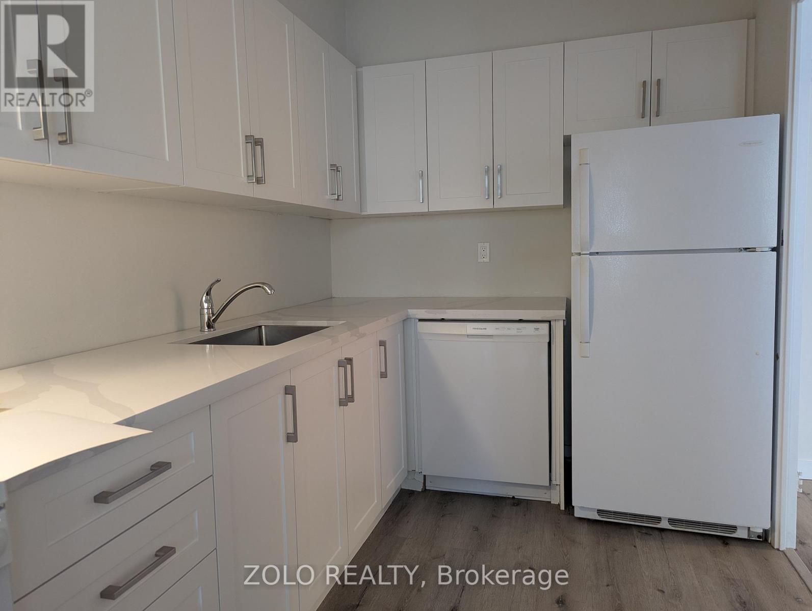 1801 - 5 Massey Square, Toronto, Ontario  M4C 5L6 - Photo 11 - E12455586