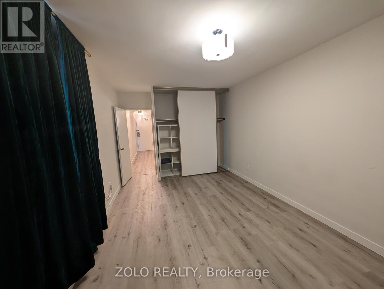 1801 - 5 Massey Square, Toronto, Ontario  M4C 5L6 - Photo 14 - E12455586
