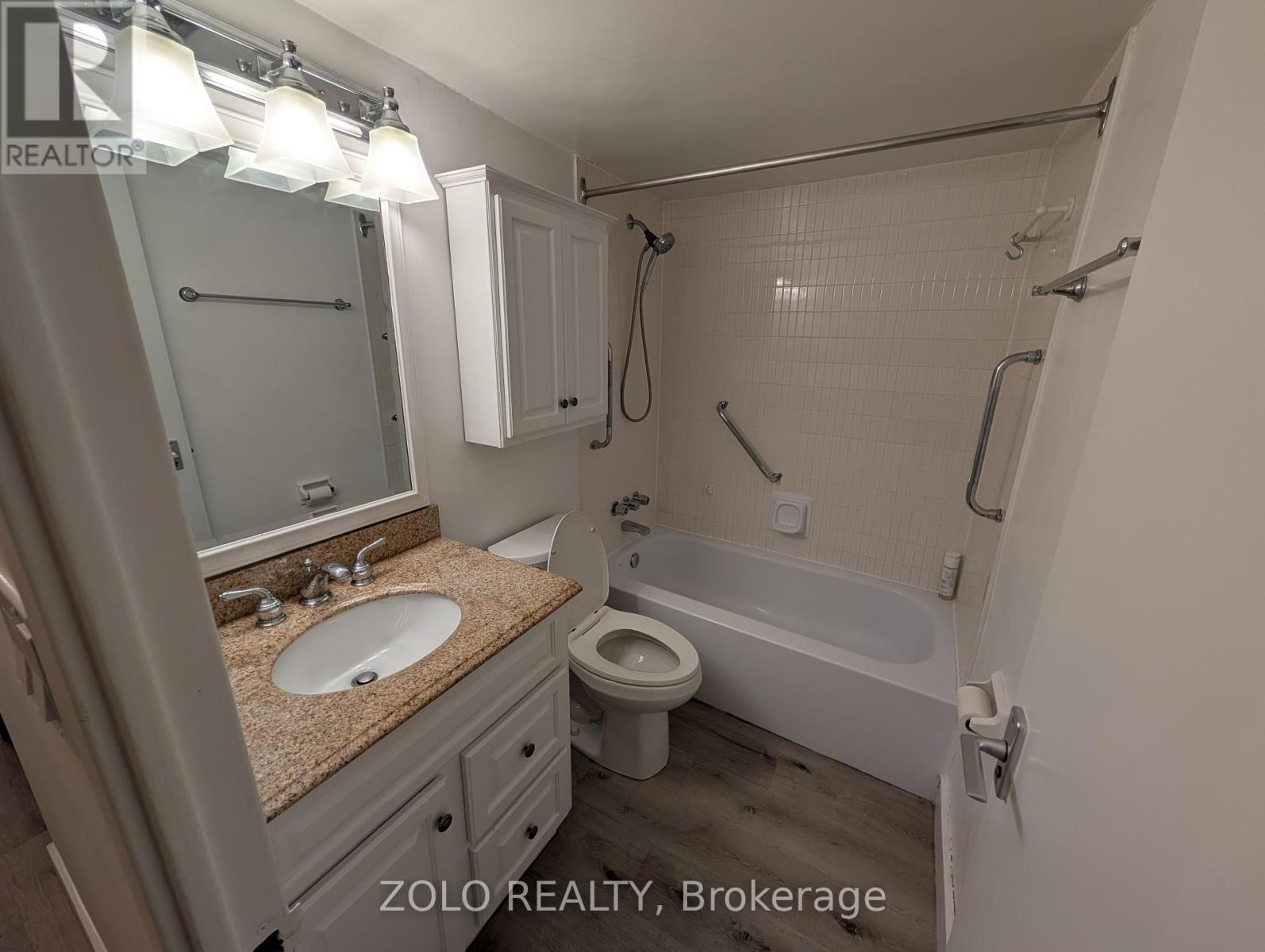 1801 - 5 Massey Square, Toronto, Ontario  M4C 5L6 - Photo 15 - E12455586