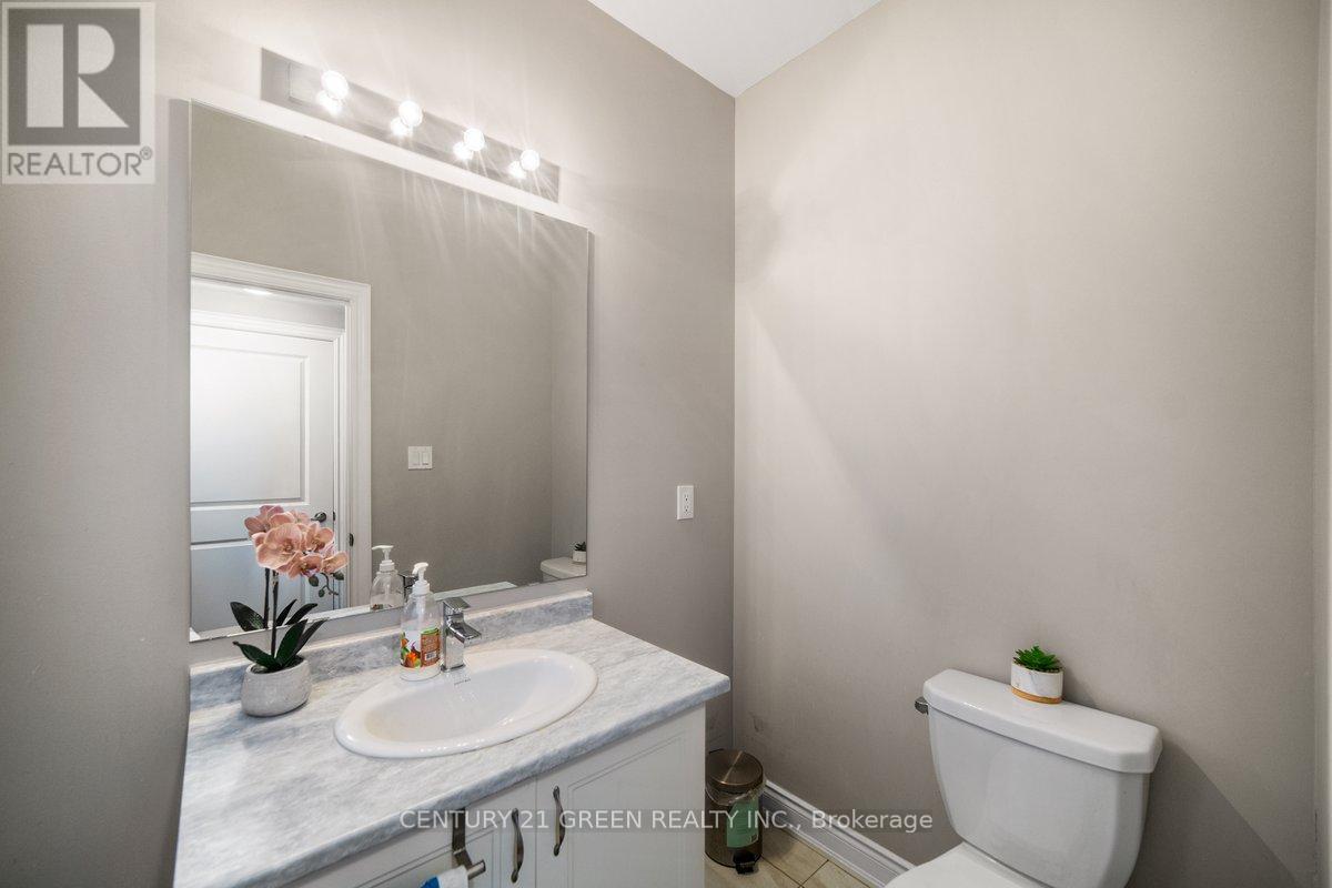 9 Coates Of Arms Lane Ne, Ajax, Ontario  L1T 3S2 - Photo 19 - E12455597