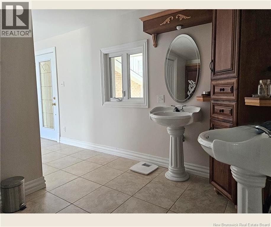 4072 Rue Principale, Tracadie, New Brunswick  E1X 1B7 - Photo 26 - NB127472