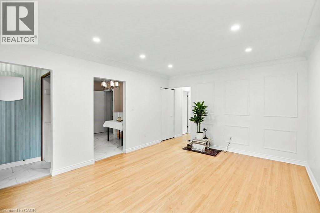 25 Greeningdon Drive, Hamilton, Ontario  L9A 3A8 - Photo 5 - 40749097