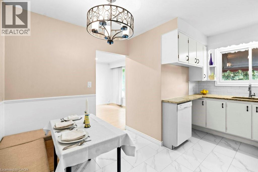 25 Greeningdon Drive, Hamilton, Ontario  L9A 3A8 - Photo 7 - 40749097