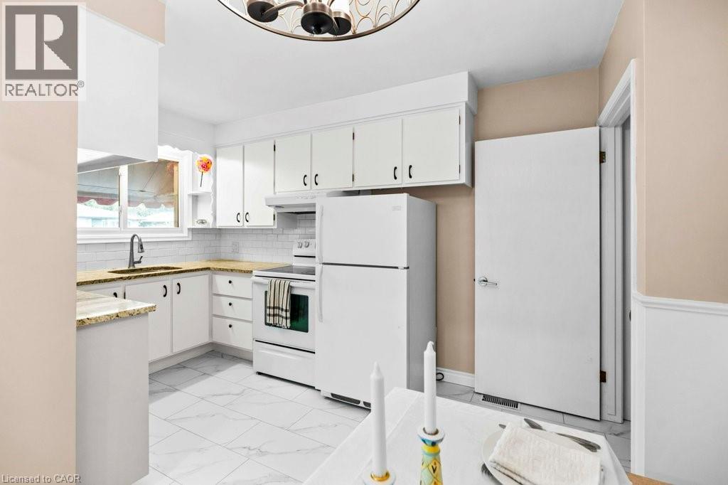 25 Greeningdon Drive, Hamilton, Ontario  L9A 3A8 - Photo 8 - 40749097