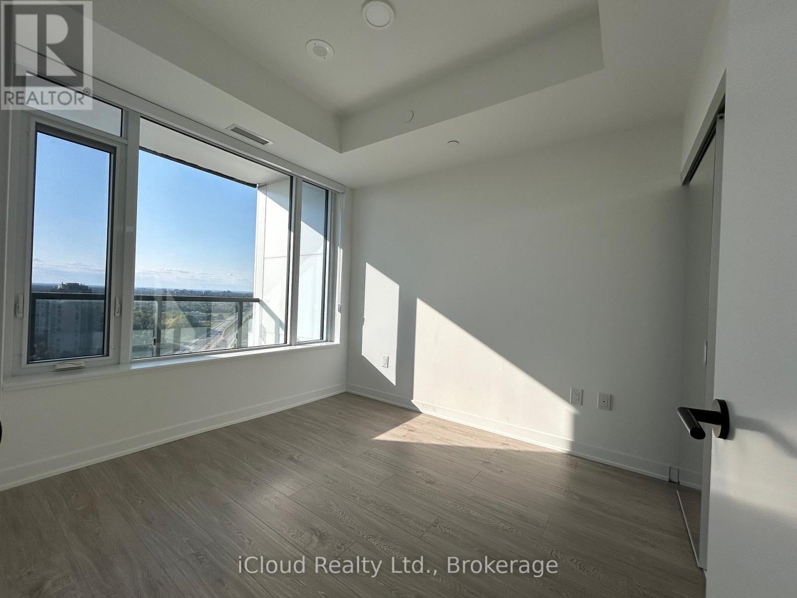 1908 - 2495 Eglinton Avenue W, Mississauga, Ontario  L5M 2V8 - Photo 8 - W12455590