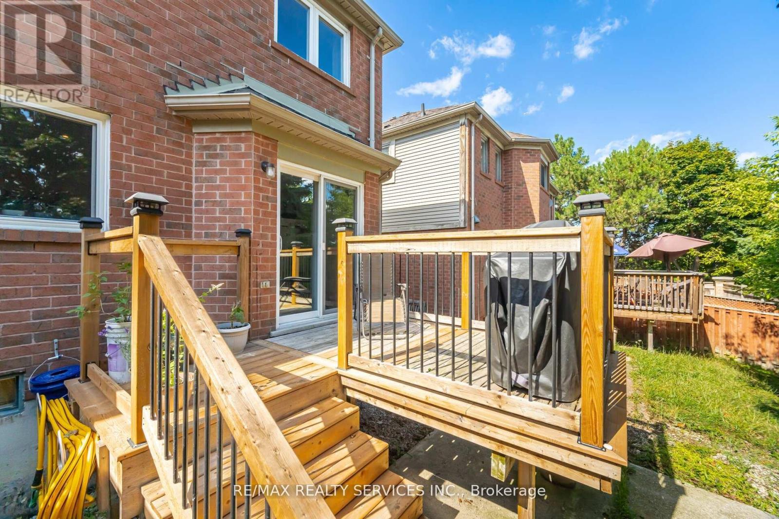 10 Deer Creek Place, Brampton, Ontario  L6Z 4T5 - Photo 34 - W12455593