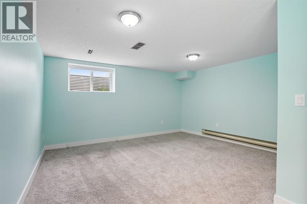 108 Falchurch Crescent Ne, Calgary, Alberta  T3J 1K1 - Photo 21 - A2263473