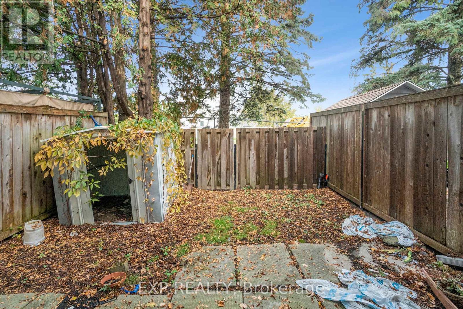 C - 1699c Lamoureux Drive, Ottawa, Ontario  K1E 2N3 - Photo 21 - X12455632