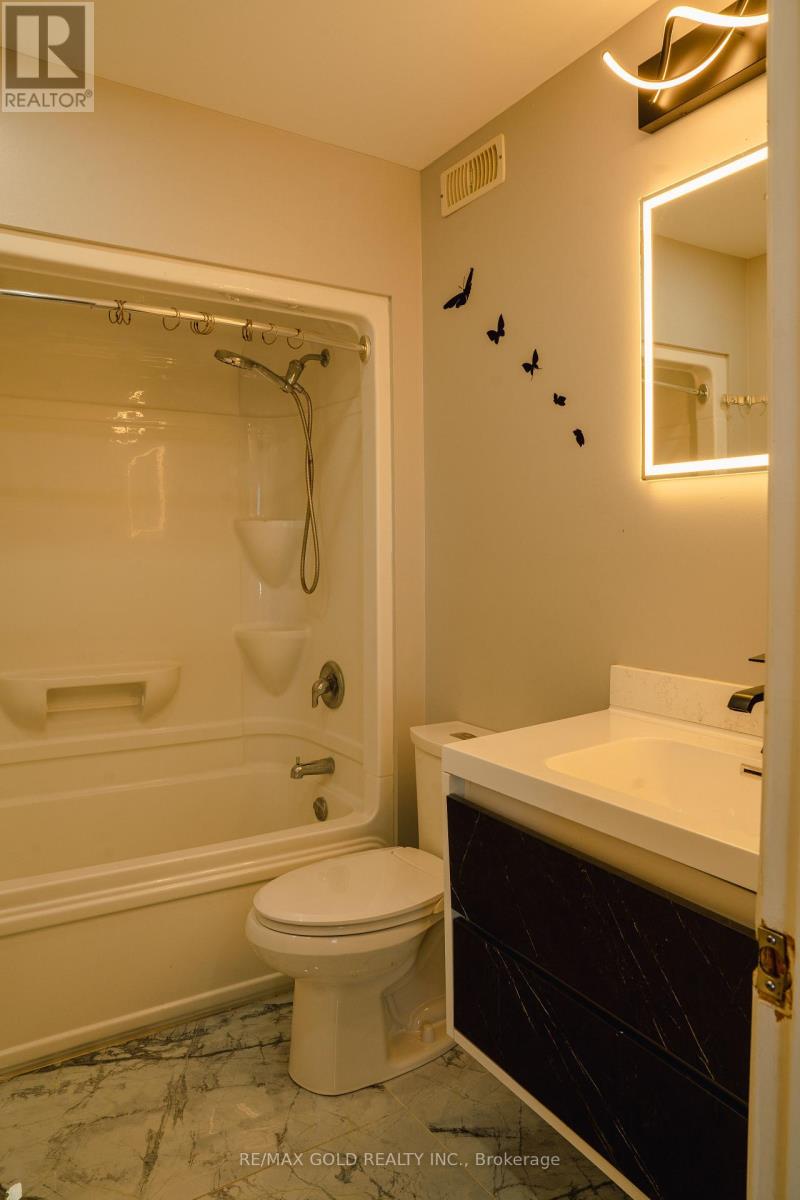 4640 Helsinki Crescent, Windsor, Ontario  N9G 3G2 - Photo 18 - X12452733