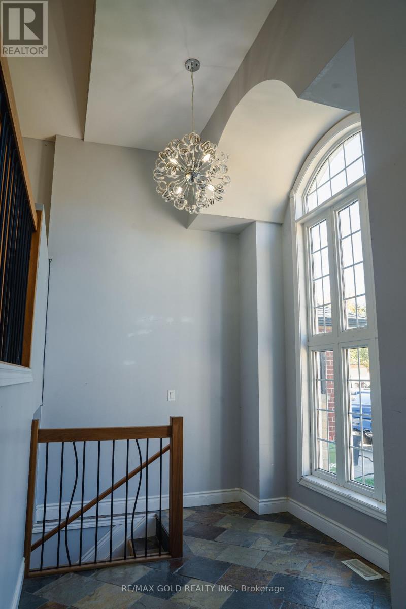 4640 Helsinki Crescent, Windsor, Ontario  N9G 3G2 - Photo 21 - X12452733