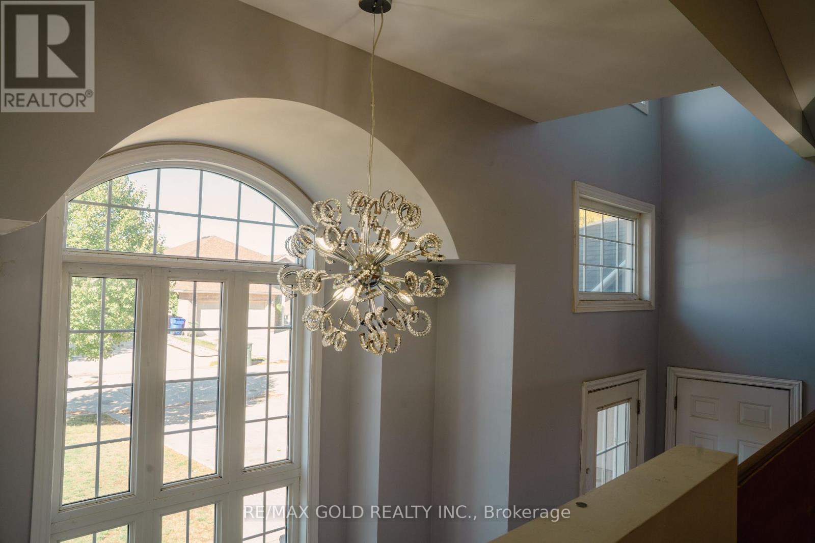 4640 Helsinki Crescent, Windsor, Ontario  N9G 3G2 - Photo 7 - X12452733
