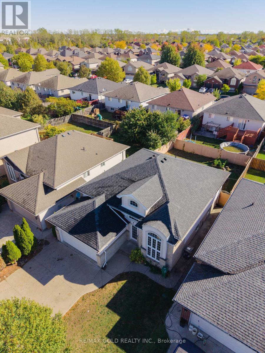 4640 Helsinki Crescent, Windsor, Ontario  N9G 3G2 - Photo 48 - X12452733