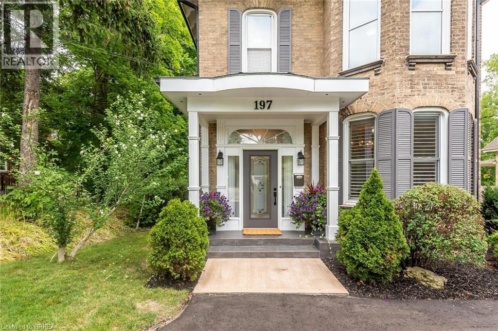 197 Grand River Street N, Paris, Ontario  N3L 2N2 - Photo 2 - 40776894