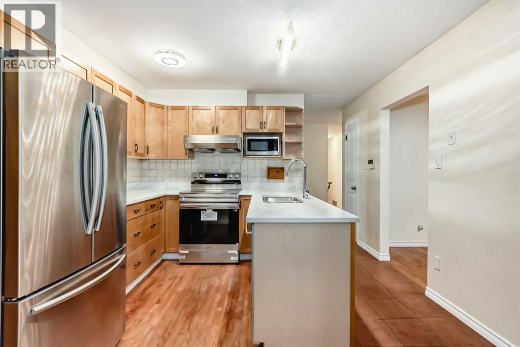 5531 Dalhart Hill Nw, Calgary, Alberta  T3A 1S8 - Photo 4 - A2258161