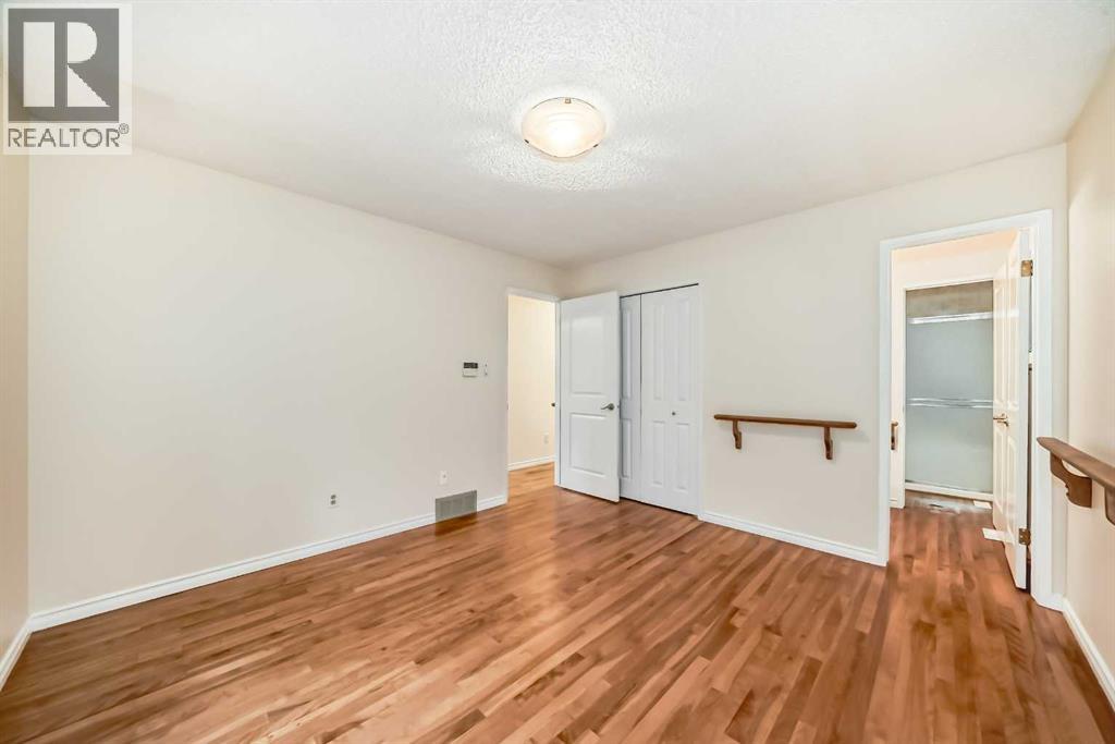 5531 Dalhart Hill Nw, Calgary, Alberta  T3A 1S8 - Photo 18 - A2258161