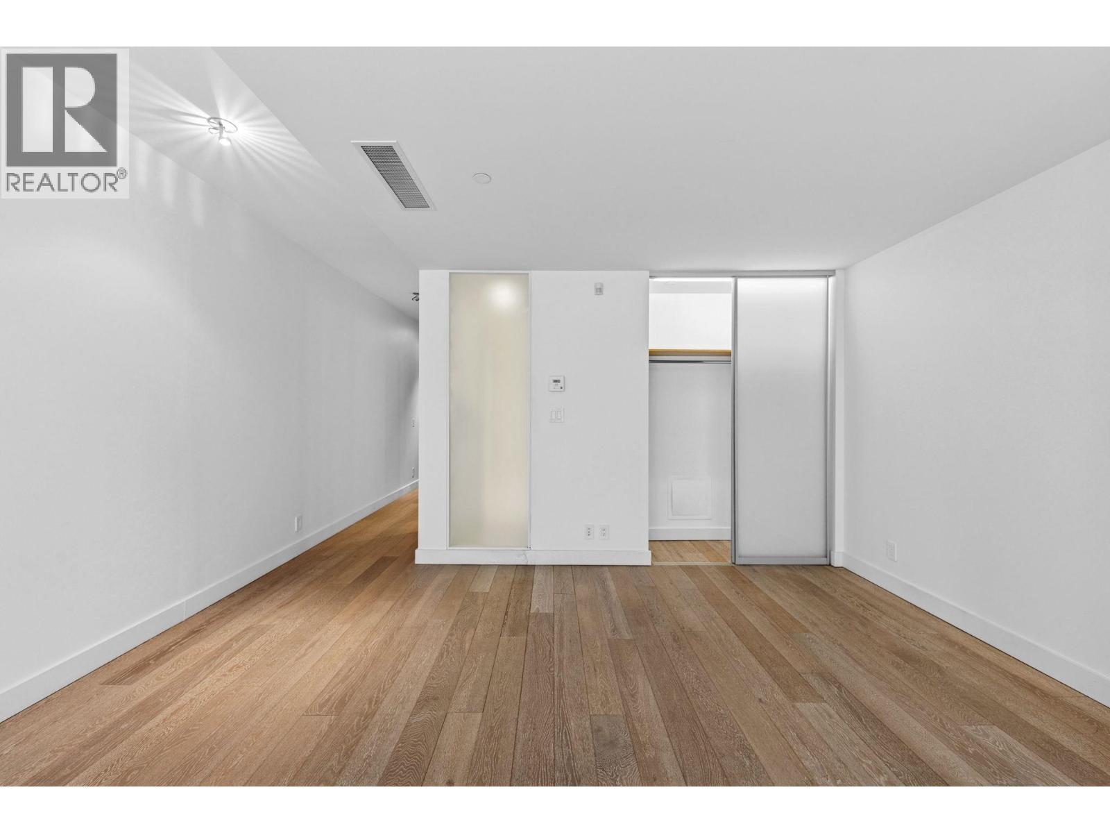 206 1477 W Pender Street, Vancouver, British Columbia  V6G 2S3 - Photo 11 - R3057312