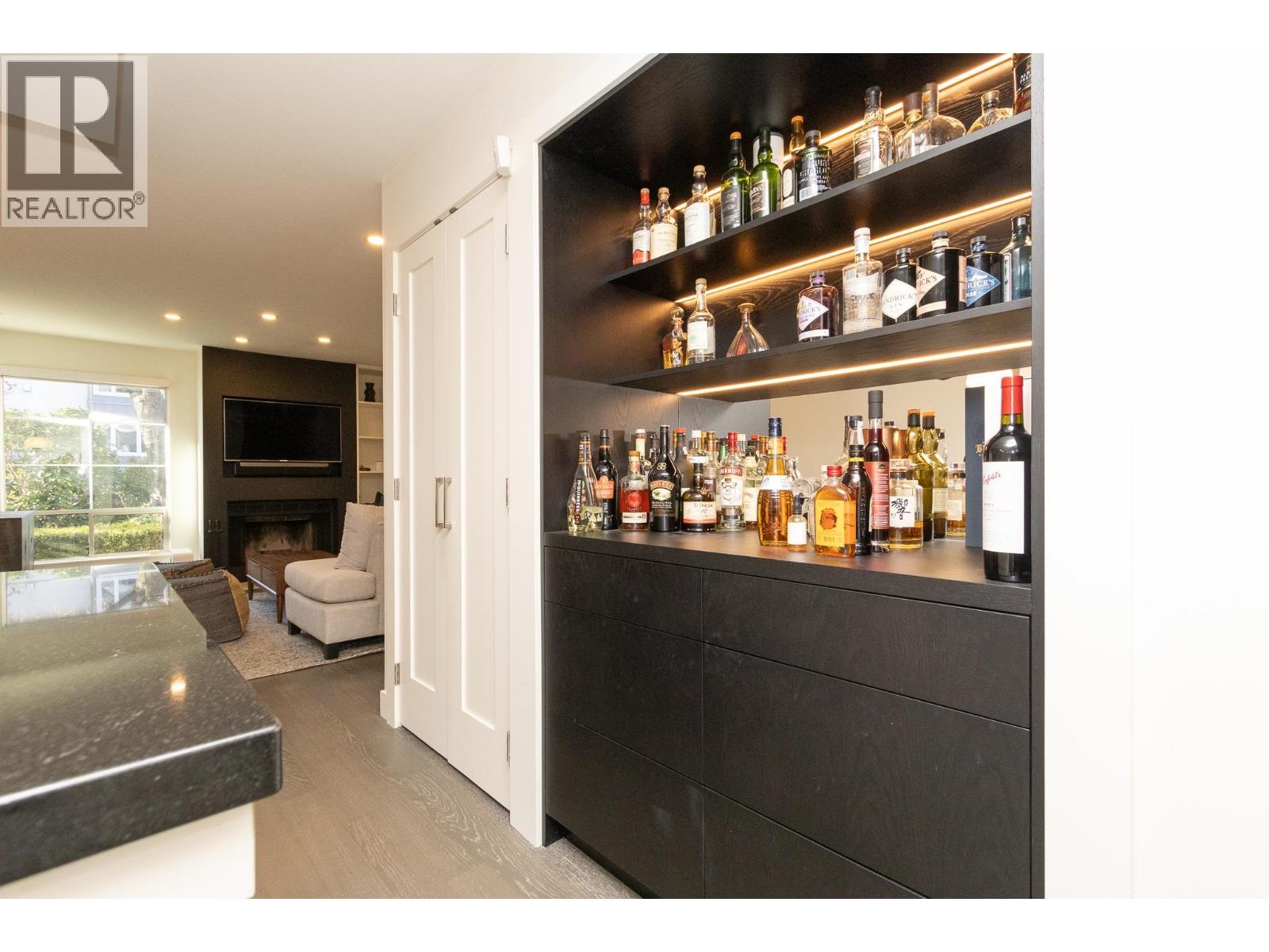 3062 Willow Street, Vancouver, British Columbia  V5Z 3P3 - Photo 10 - R3057316