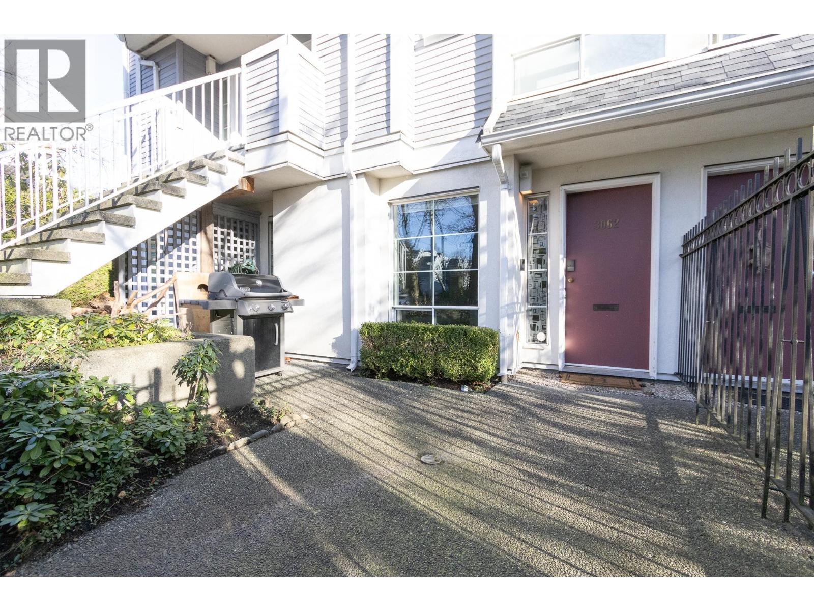 3062 Willow Street, Vancouver, British Columbia  V5Z 3P3 - Photo 2 - R3057316