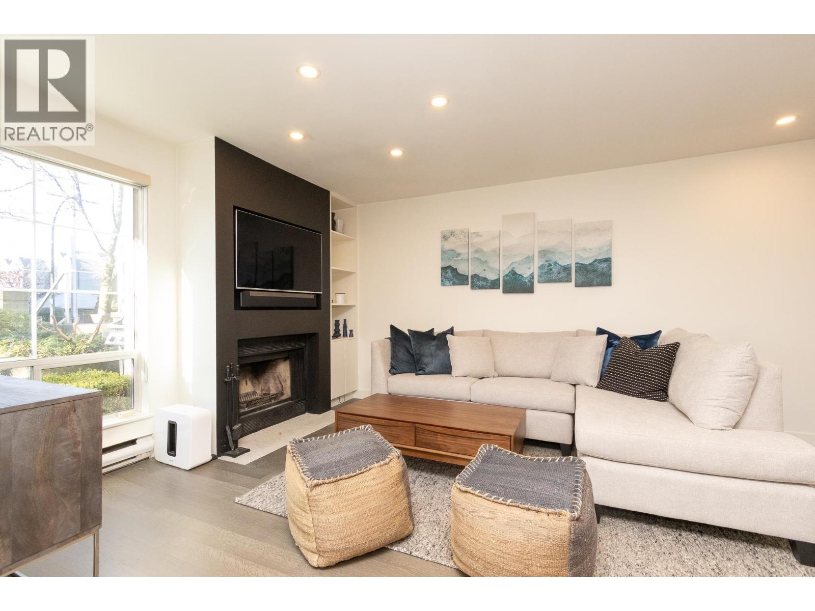 3062 Willow Street, Vancouver, British Columbia  V5Z 3P3 - Photo 4 - R3057316