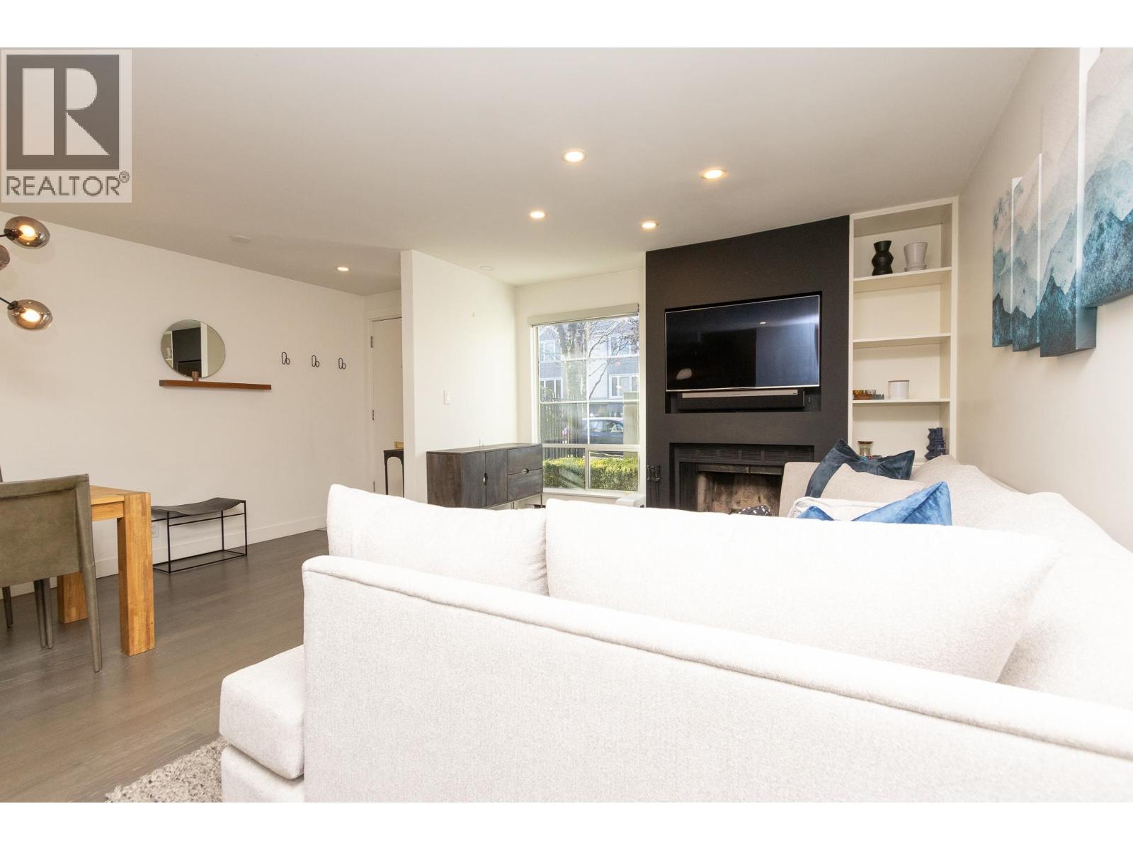 3062 Willow Street, Vancouver, British Columbia  V5Z 3P3 - Photo 6 - R3057316
