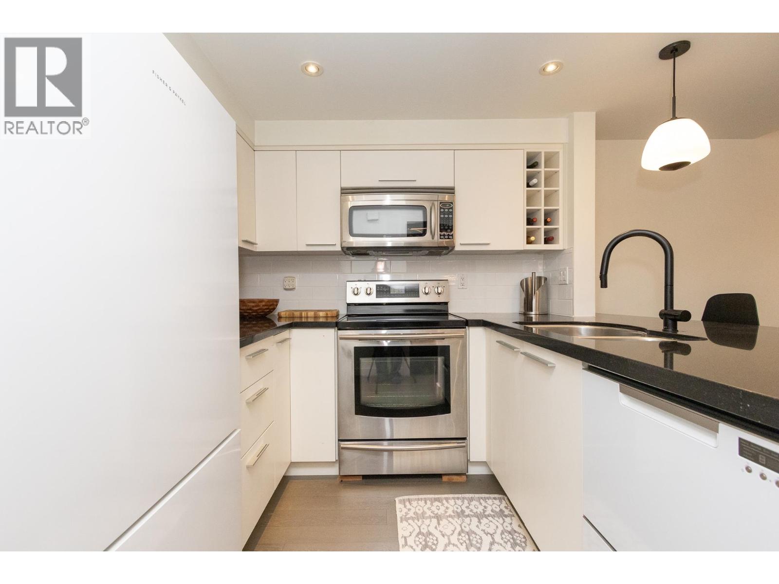 3062 Willow Street, Vancouver, British Columbia  V5Z 3P3 - Photo 8 - R3057316