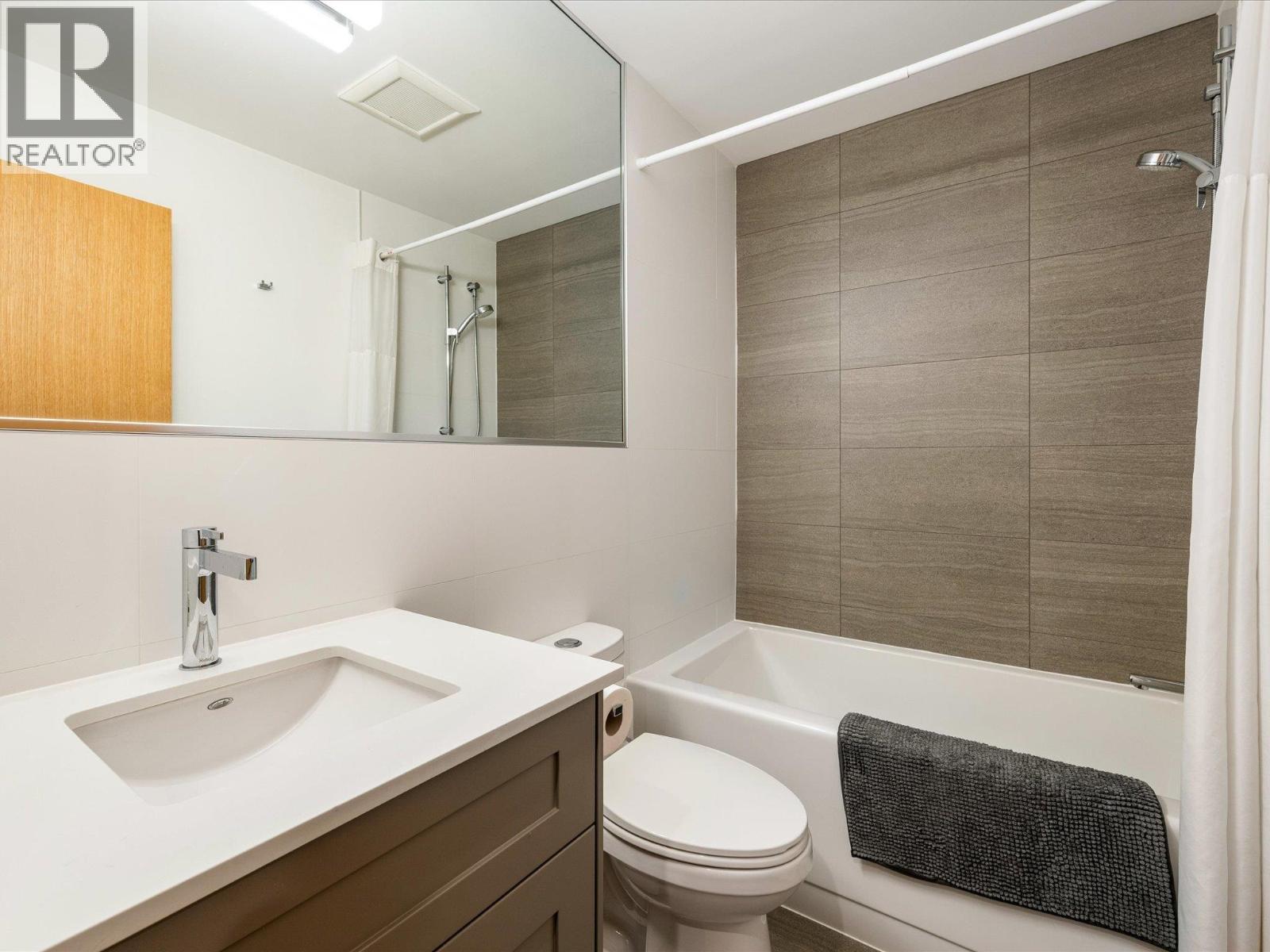 7206 N Fitzsimmons Road, Whistler, British Columbia  V8E 0E3 - Photo 20 - R3057320