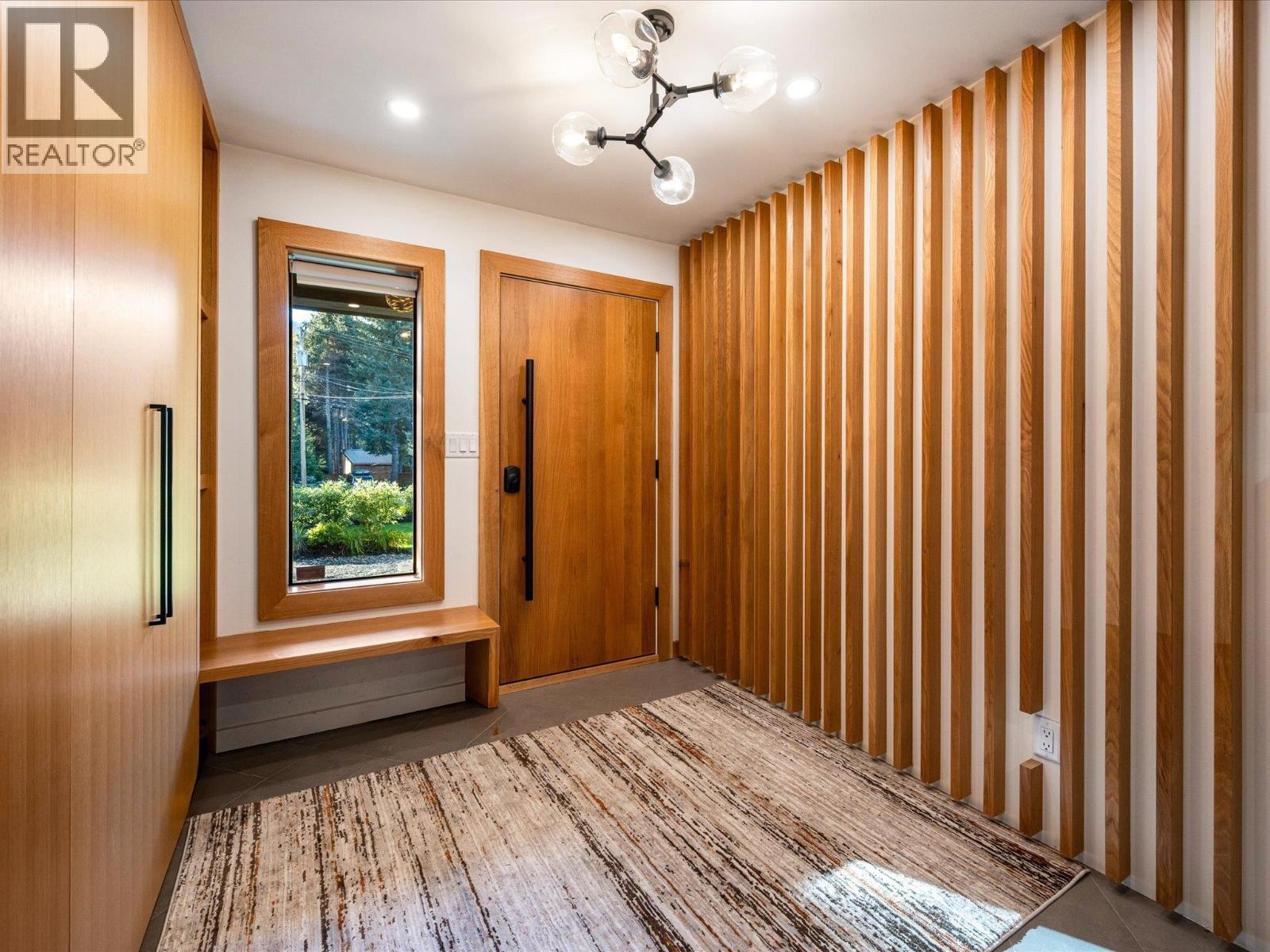 7206 N Fitzsimmons Road, Whistler, British Columbia  V8E 0E3 - Photo 21 - R3057320