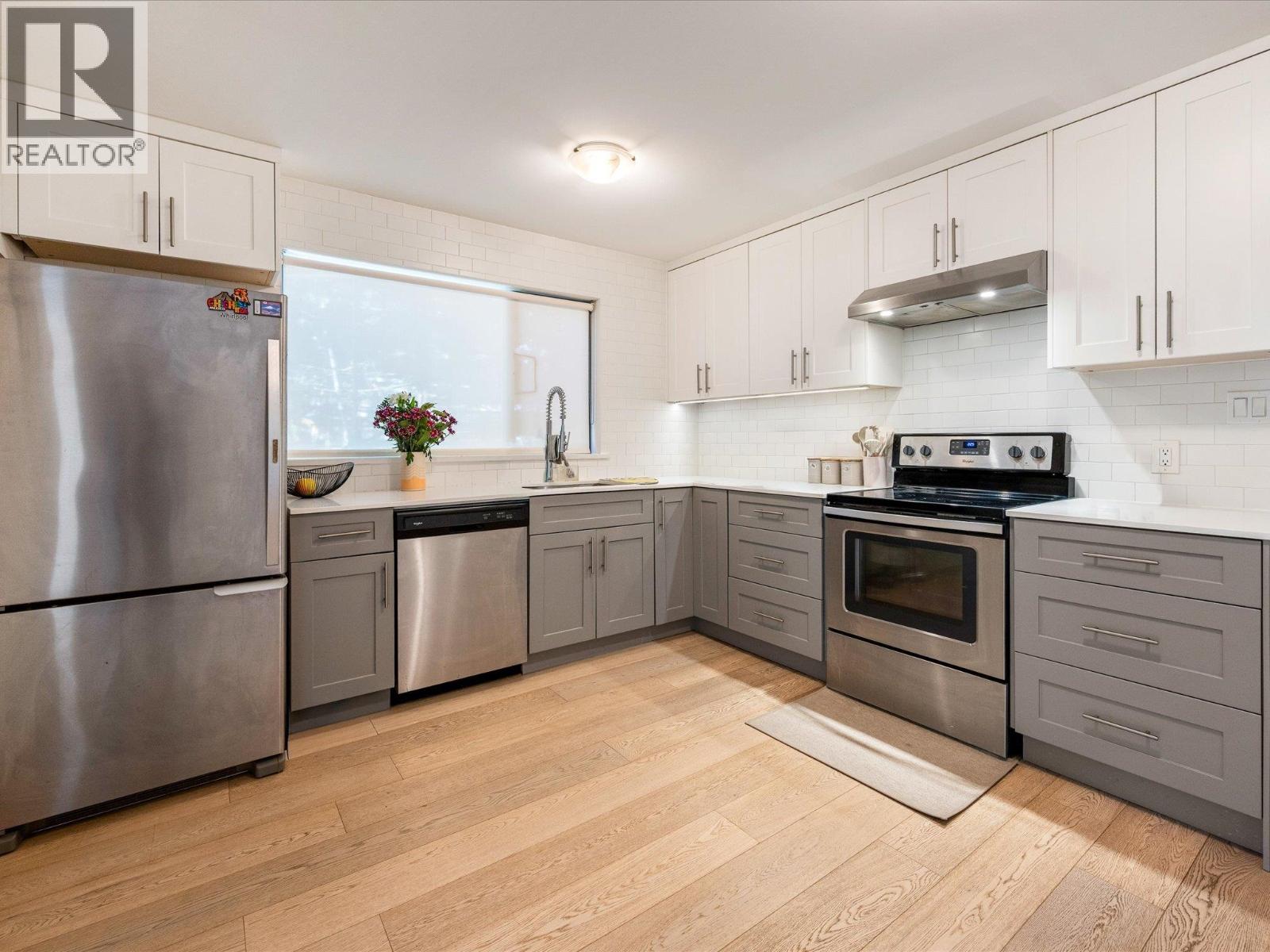 7206 N Fitzsimmons Road, Whistler, British Columbia  V8E 0E3 - Photo 24 - R3057320