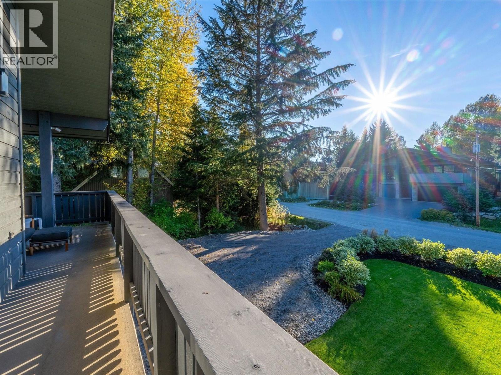 7206 N Fitzsimmons Road, Whistler, British Columbia  V8E 0E3 - Photo 7 - R3057320