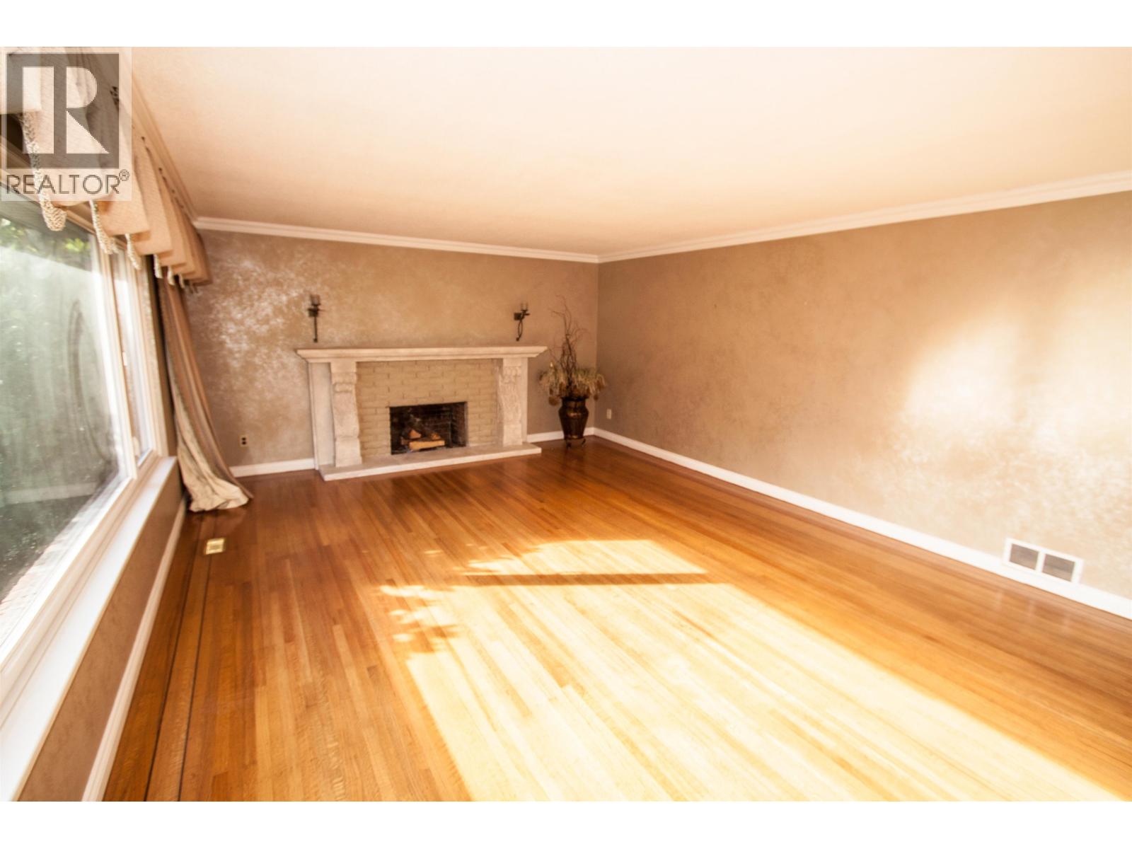 4032 Ripple Road, West Vancouver, British Columbia  V7V 3K9 - Photo 2 - R3057336