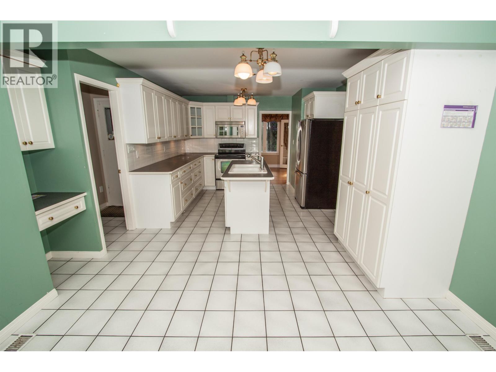 4032 Ripple Road, West Vancouver, British Columbia  V7V 3K9 - Photo 6 - R3057336