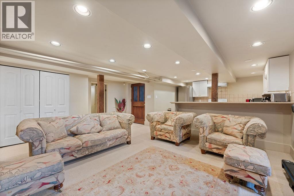 3190 St. Georges Avenue, North Vancouver, British Columbia  V7N 1V2 - Photo 35 - R3057337