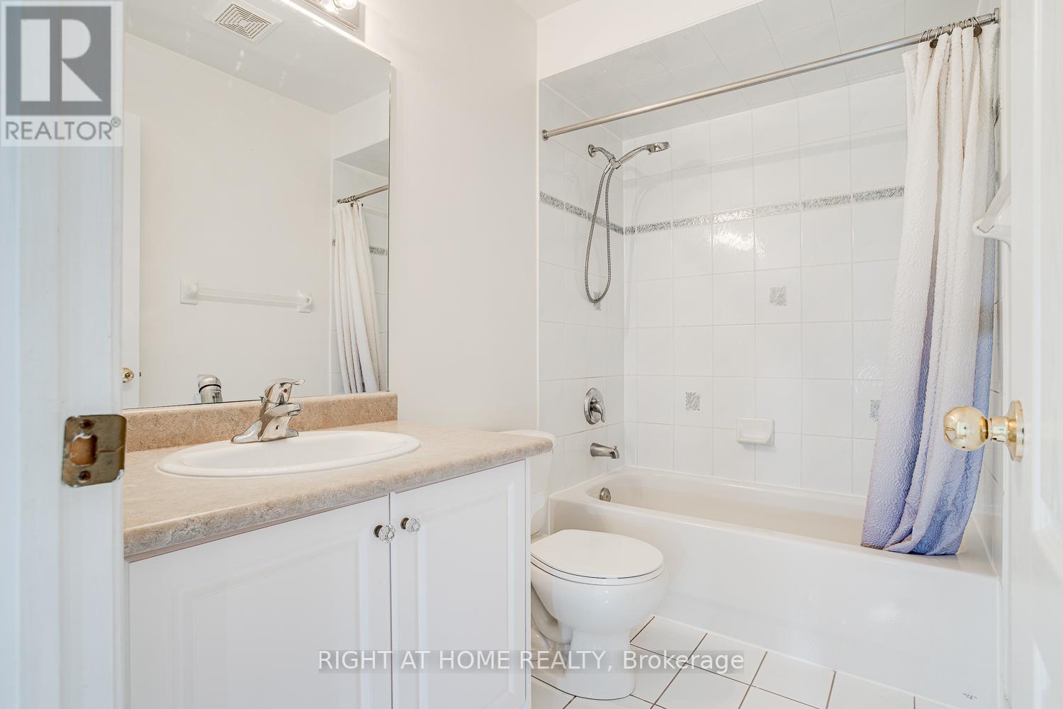 17 - 19 Niagara Drive, Oshawa, Ontario  L1G 8G2 - Photo 28 - E12454756