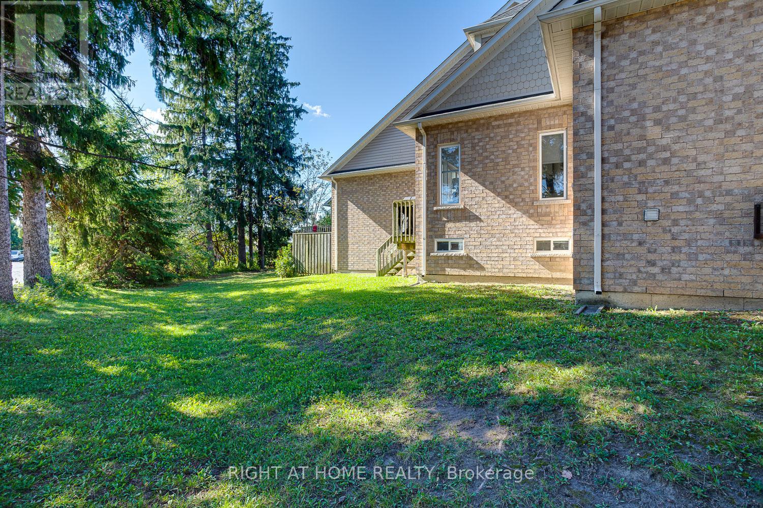 17 - 19 Niagara Drive, Oshawa, Ontario  L1G 8G2 - Photo 35 - E12454756