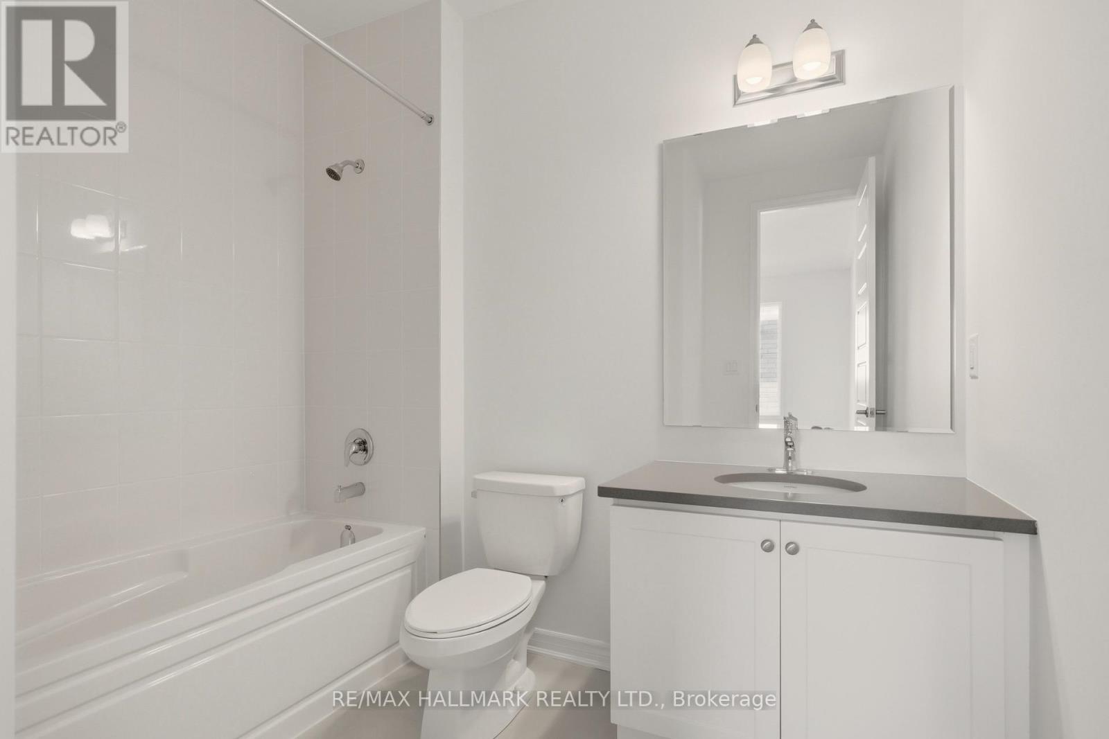 363 Reid Drive W, Barrie, Ontario  L9J 1A2 - Photo 30 - S12455565