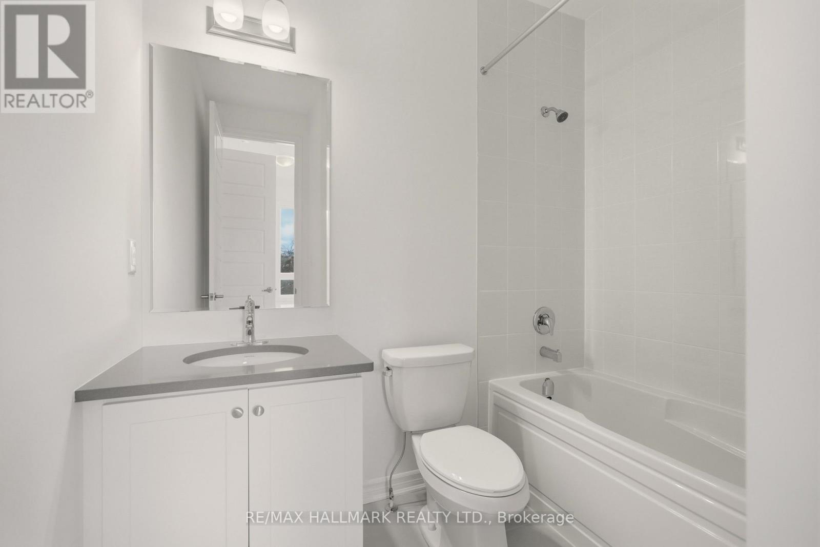 363 Reid Drive W, Barrie, Ontario  L9J 1A2 - Photo 27 - S12455565