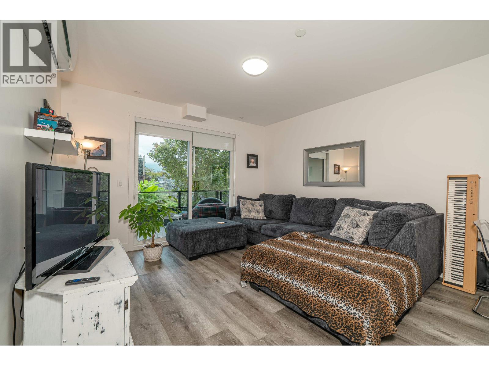 205 12320 222 Street, Maple Ridge, British Columbia  V2X 4K8 - Photo 5 - R3057125