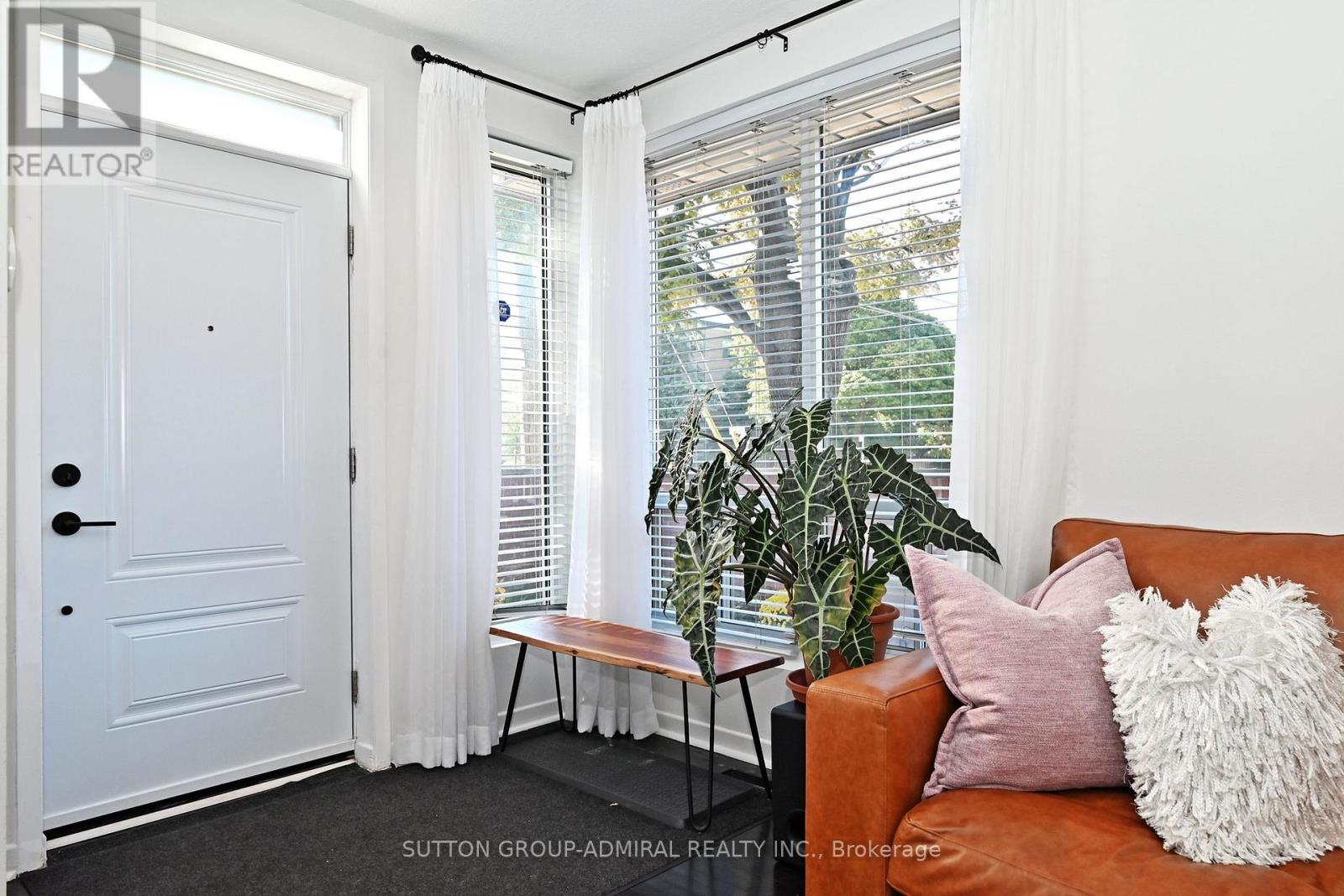1 - 69 Upper Canada Drive, Toronto, Ontario  M2P 2A3 - Photo 13 - C12455622
