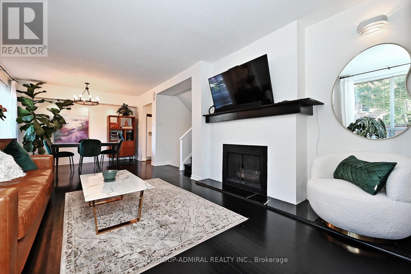 1 - 69 Upper Canada Drive, Toronto, Ontario  M2P 2A3 - Photo 15 - C12455622
