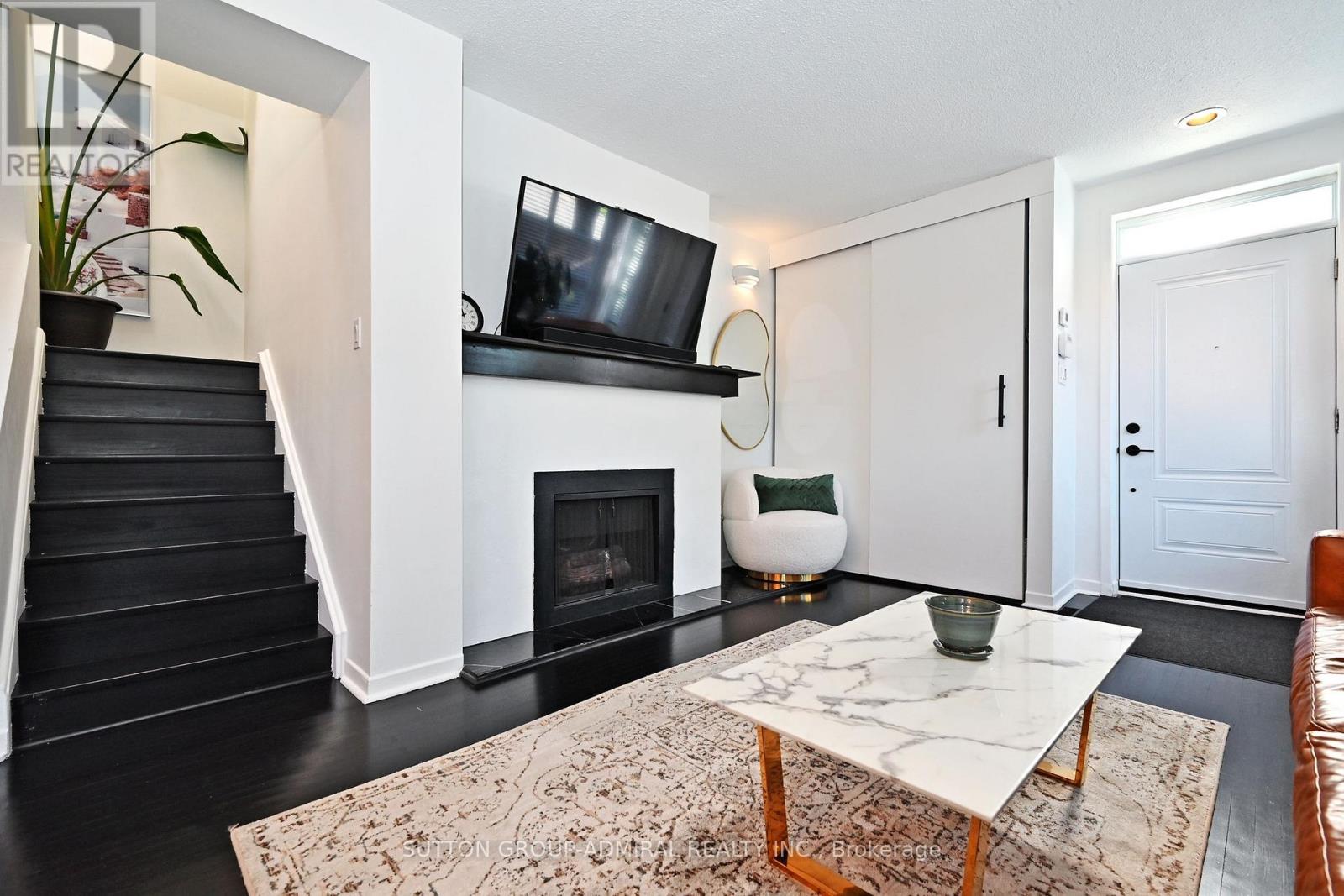 1 - 69 Upper Canada Drive, Toronto, Ontario  M2P 2A3 - Photo 25 - C12455622