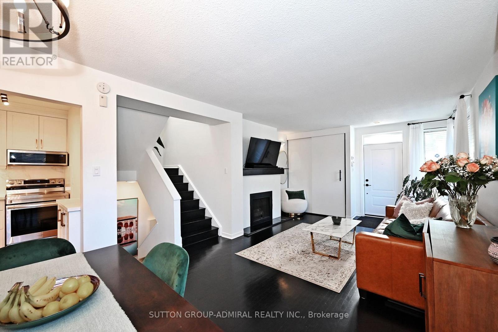 1 - 69 Upper Canada Drive, Toronto, Ontario  M2P 2A3 - Photo 33 - C12455622