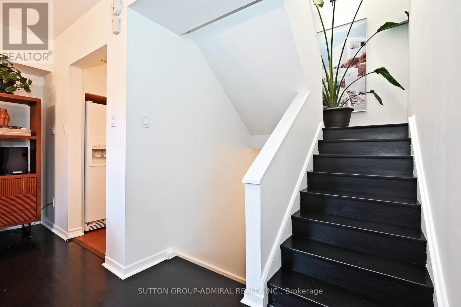 1 - 69 Upper Canada Drive, Toronto, Ontario  M2P 2A3 - Photo 42 - C12455622