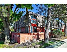 1 - 69 UPPER CANADA DRIVE, Toronto, Ontario