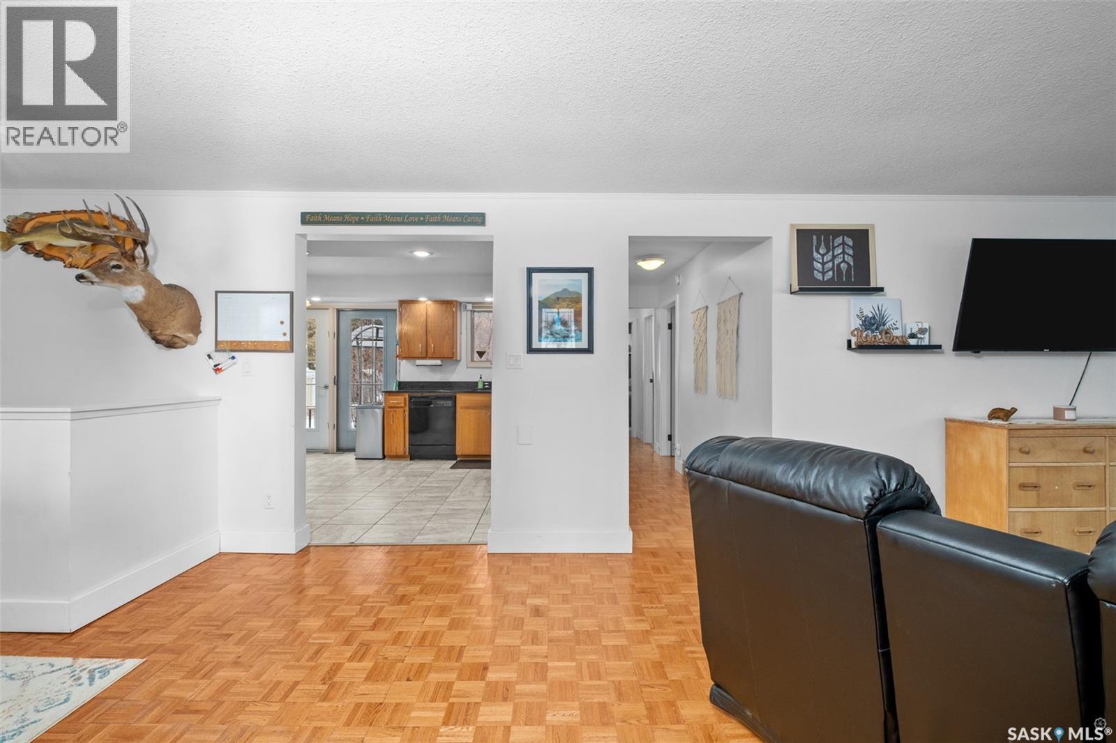 1218 7th Street E, Prince Albert, Saskatchewan  S6V 0T9 - Photo 11 - SK020438