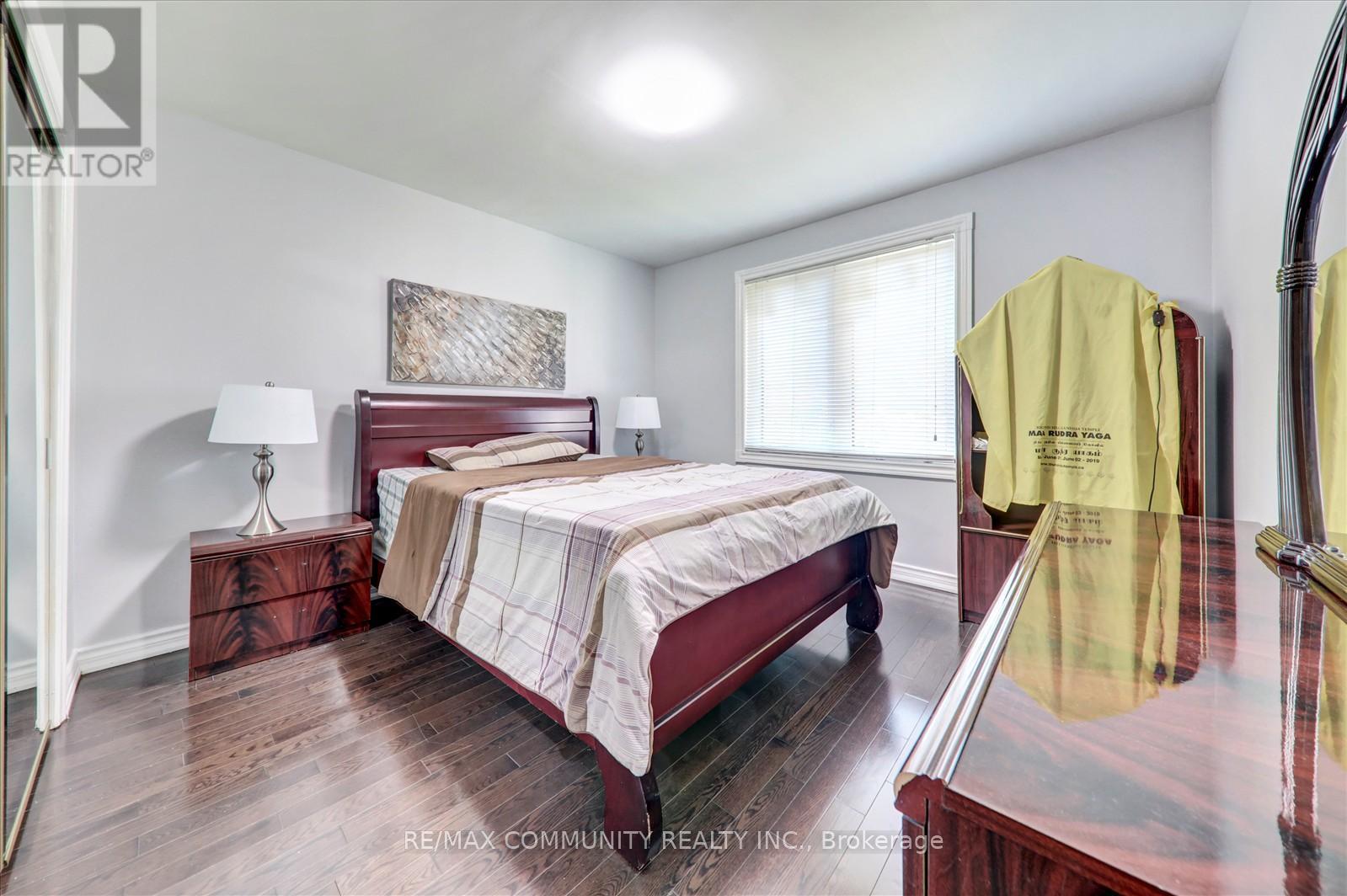 6 Barlow Road, Toronto, Ontario  M1G 2B4 - Photo 12 - E12455615
