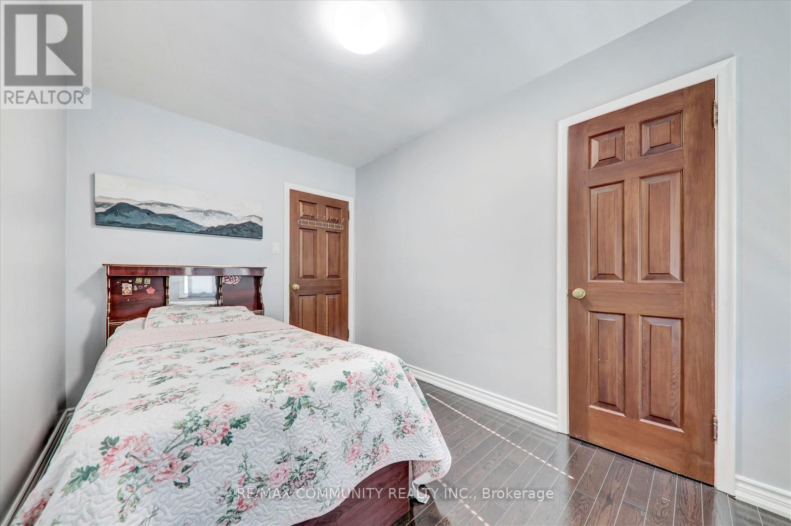 6 Barlow Road, Toronto, Ontario  M1G 2B4 - Photo 17 - E12455615