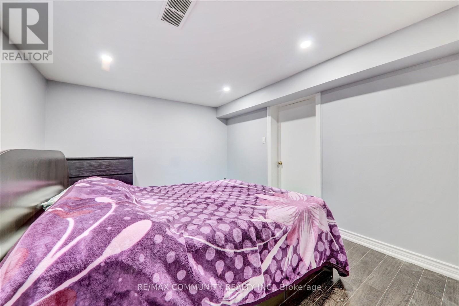 6 Barlow Road, Toronto, Ontario  M1G 2B4 - Photo 31 - E12455615